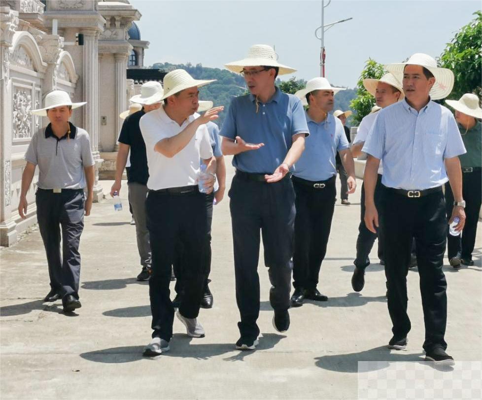 福建省林业局领导赴连江县调研互花米草